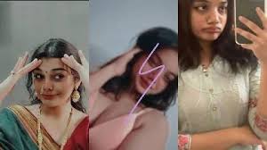 Horny Tamil Babe Showing And Giving Sensual Blowjob Viral Leak – mastibaba