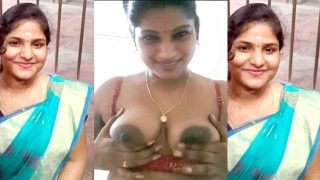 Horny Tamil Milf Showing Boobs Pussy Licking