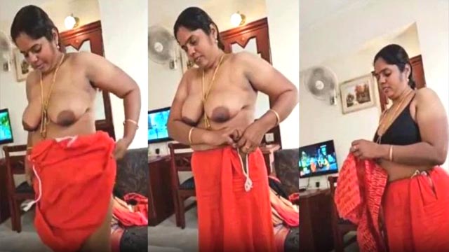 Tamil Aunty Big Boobs Bounce Wrapping Saree Mms