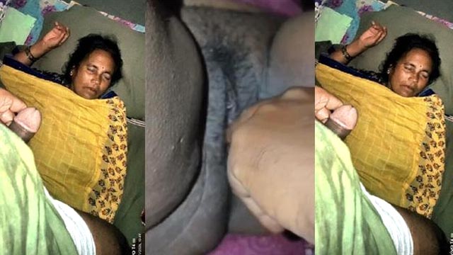 Sleeping Mom Pussy Fingered – Infront Of Son Masturbating